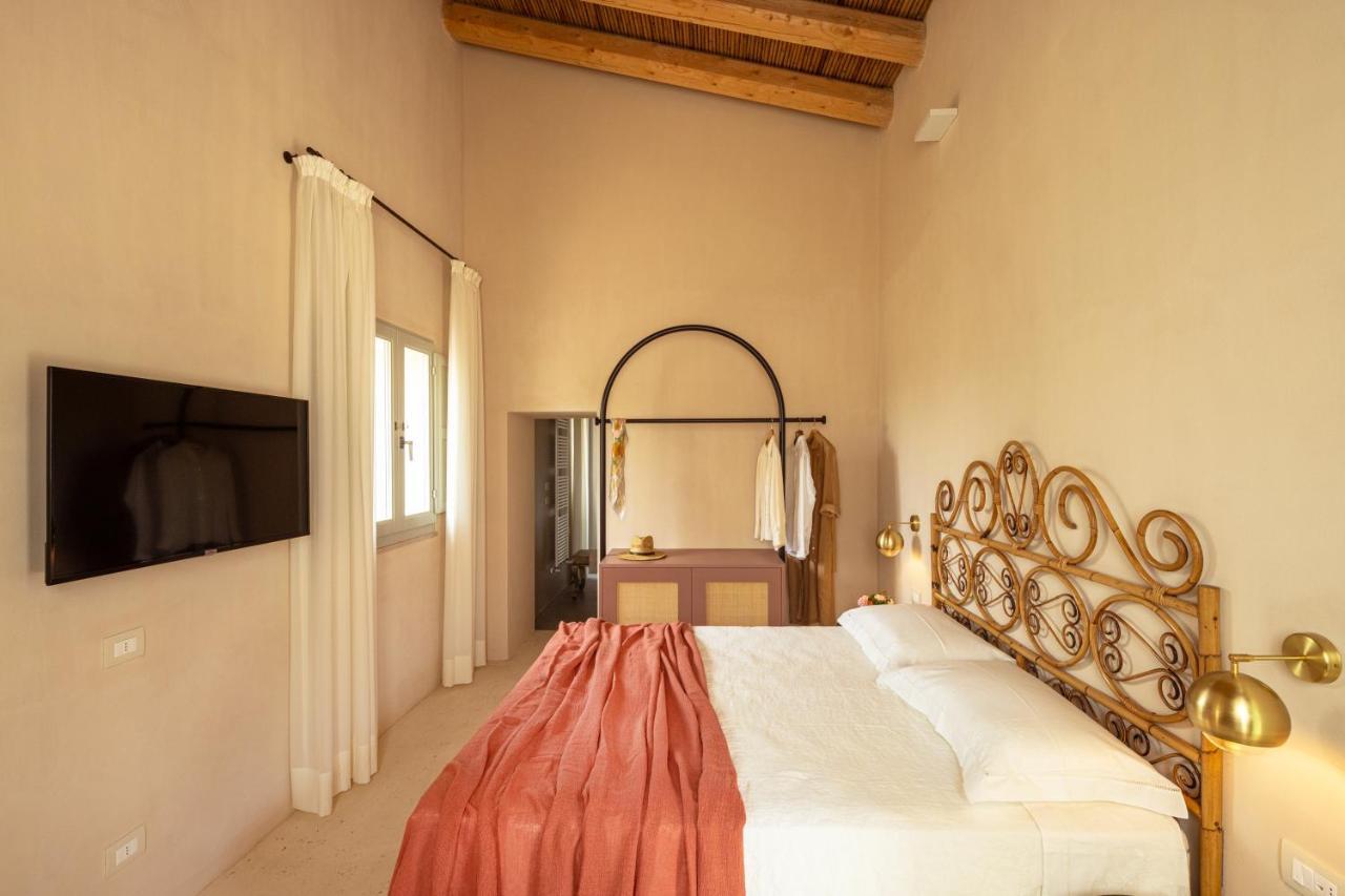 Il Giardino Grande - Dimora In Salento Bed & Breakfast Parabita Dış mekan fotoğraf
